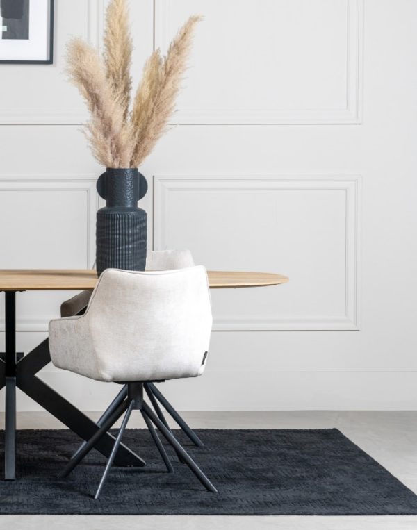 Table de repas ovale en chêne naturel 220 cm Kinsley – Image 4