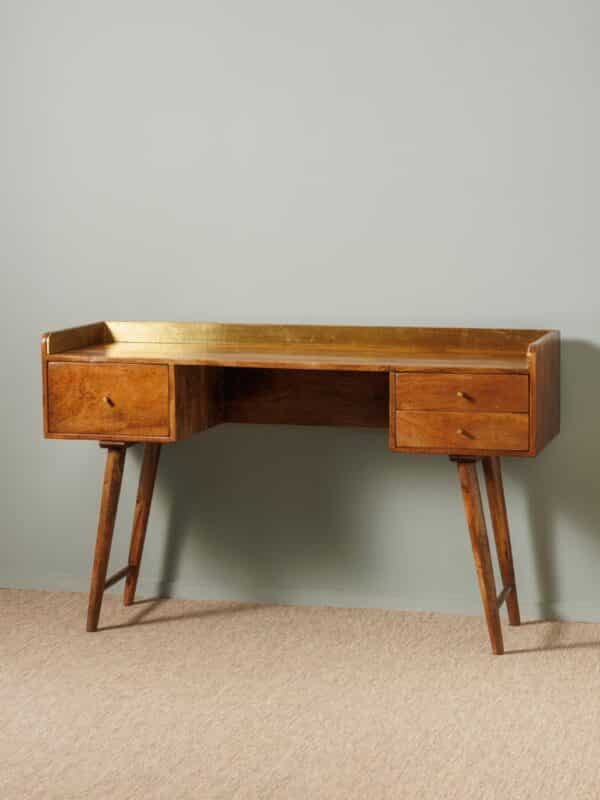 Bureau Niccolo en bois de manguier et finition laiton.