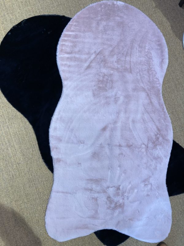 Tapis douceur rose poudré 70x140 cm
