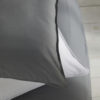 Parure de lit 220X240 bicolore gris foncé/blanc craie Capucine – Image 3